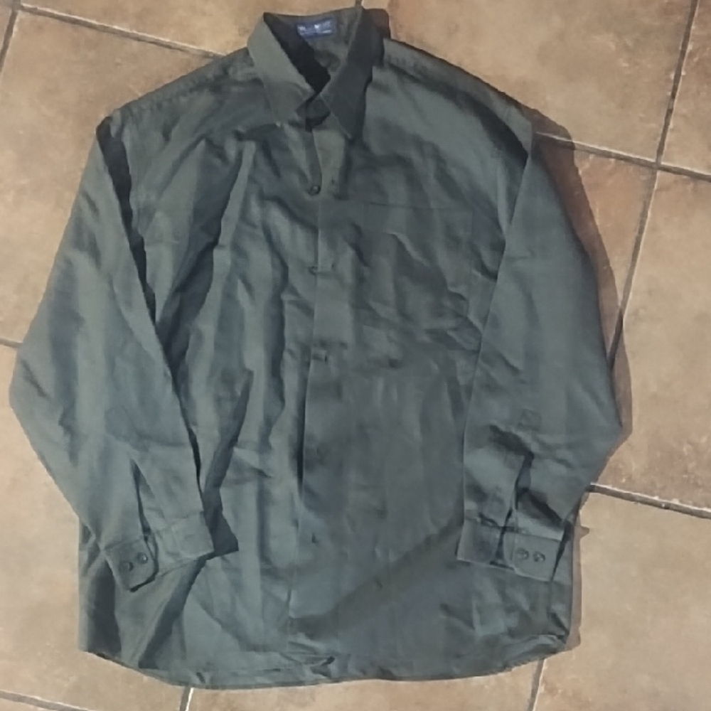 #011 Men's Casual Button Down Shirt - Green